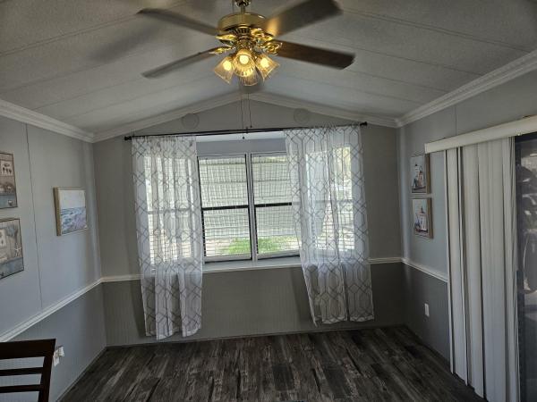 1988  Mobile Home For Sale