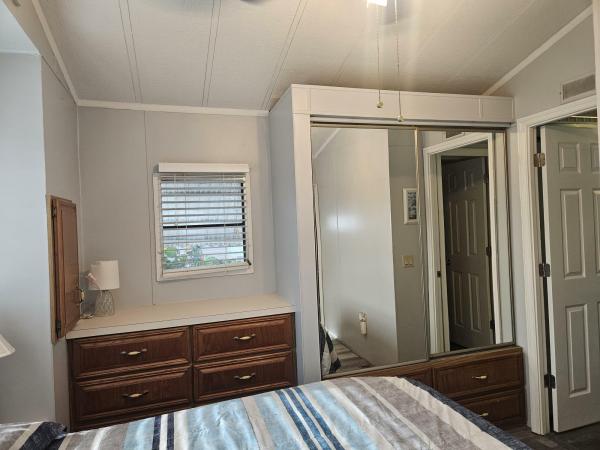 1988  Mobile Home For Sale