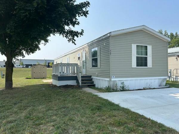 2017 MOJAVE MODEL 6703FM Mobile Home For Sale