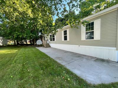 Photo 3 of 30 of home located at 1607 Delaware Drive #16 Sturgeon Bay, WI 54235