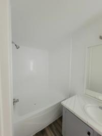 1997 Oakwood Homes Corp Oakwood 1000 Series Mobile Home