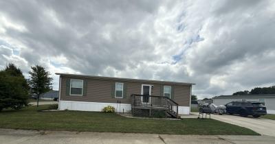 Mobile Home at 4501 S. Haymarket Rd. Muncie, IN 47302