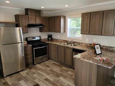 Mobile Home at 6026 Skipton Lot 323 Grand Rapids, MI 49548
