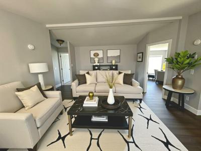 Photo 3 of 18 of home located at 93 Tower Manor Cir E Auburndale, FL 33823