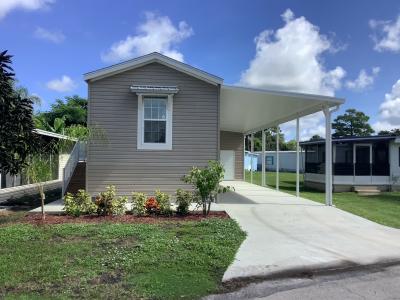 Photo 2 of 14 of home located at 1455 90th Ave Lot 280 Vero Beach, FL 32966