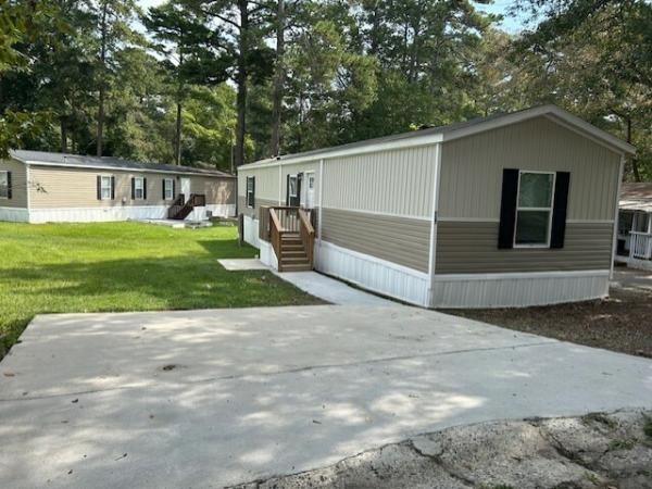 Photo 1 of 2 of home located at 7000 Goodson Rd. Lot 717 Union City, GA 30291
