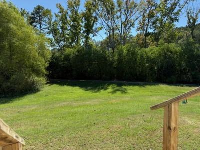 Photo 2 of 13 of home located at 4027 Hillsboro Drive Brandon, MS 39042