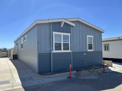 Photo 3 of 28 of home located at 3444 W Center Street #9 Riverside, CA 92501