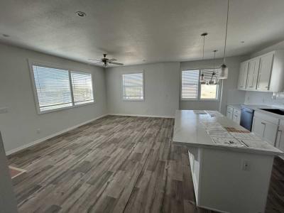 Photo 5 of 32 of home located at 3444 W Center Street #10 Riverside, CA 92501