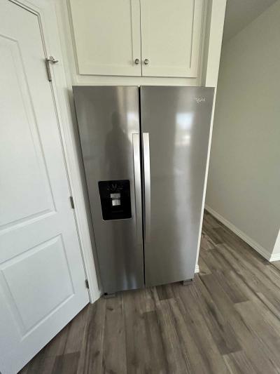 Photo 5 of 31 of home located at 3444 W Center Street #10 Riverside, CA 92501