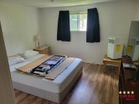 7983 TSER  Home