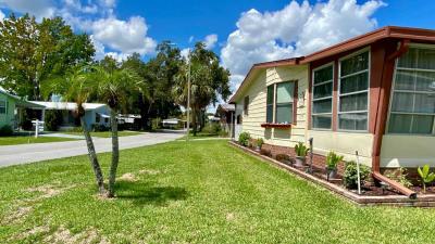 Photo 3 of 38 of home located at 11649 Alepat Lane Orlando, FL 32836