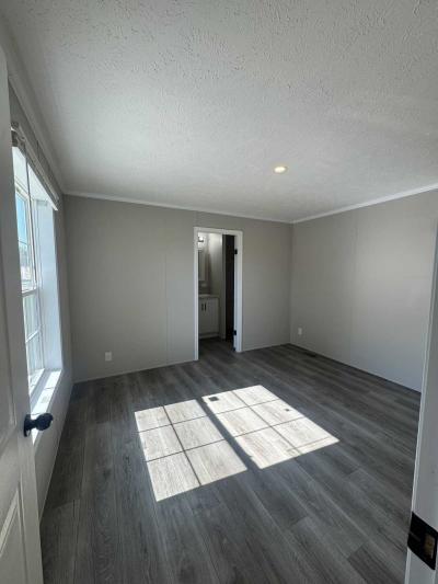 Photo 2 of 19 of home located at 4000 E 134th #N553 Chicago, IL 60633