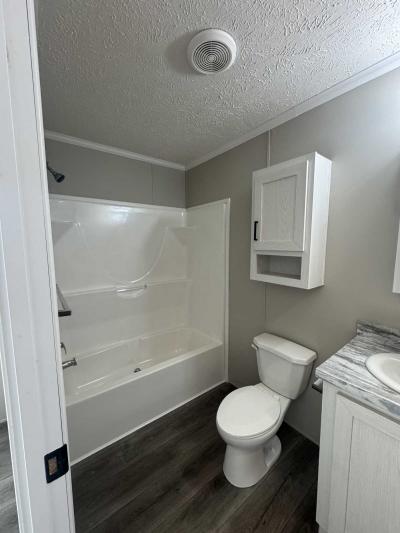 Photo 4 of 19 of home located at 4000 E 134th #N553 Chicago, IL 60633