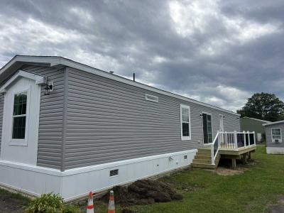 Photo 3 of 4 of home located at 148 Old Revina Rd Selkirk, NY 12158