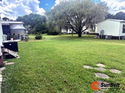 Photo 3 of 25 of home located at 1019 Acorn Trail Wildwood, FL 34785
