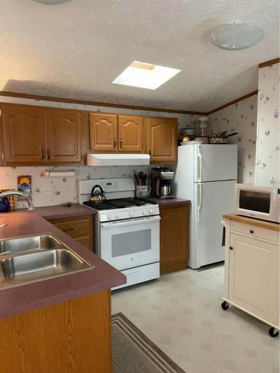 Photo 5 of 16 of home located at 2779 S Canal St Ludington, MI 49431