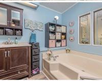 1990 Homes of Merit Manufactured Home