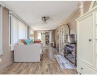 1990 Homes of Merit Manufactured Home