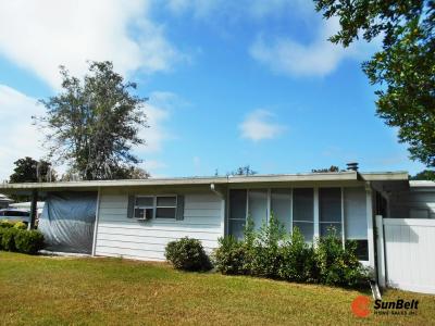 Photo 4 of 76 of home located at 6008 Torrey Pines Drive Ocala, FL 34472