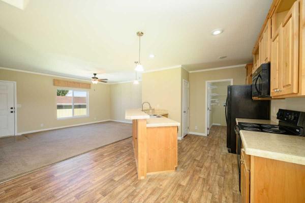 2014 FLEETWOOD WAVERLY CREST  Manufactured Home