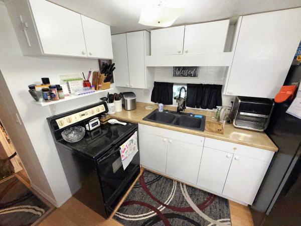  Mobile Home For Sale
