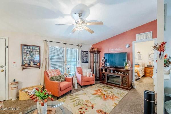 2000 Fleetwood Manufactured Home