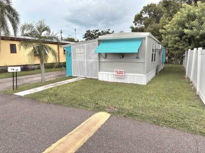Photo 2 of 19 of home located at 6978 46th Ave N. Saint Petersburg, FL 33709