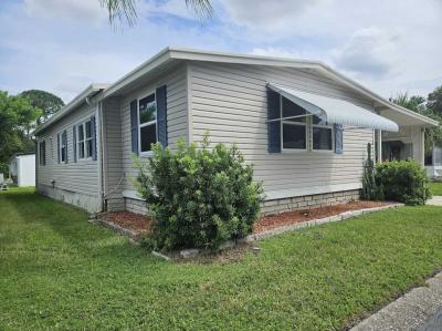 Photo 2 of 27 of home located at 435 16th Ave. S. E. Lot 558 Largo, FL 33771