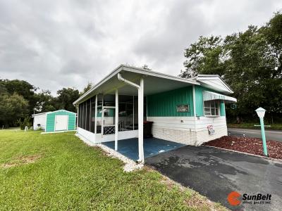 Photo 2 of 28 of home located at 2828 NE 49th Avenue Lot 85 Ocala, FL 34470