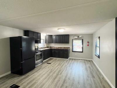 Mobile Home at 1100 W Locust St #75 Canton, IL 61520