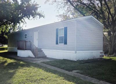 Photo 5 of 5 of home located at 113 SE Willow Way Topeka, KS 66603