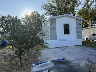 Photo 4 of 16 of home located at 4950 W Farm Road 156 #52 Brookline, MO 65619