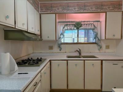Photo 5 of 19 of home located at 101 W. River Rd. # 229 Tucson, AZ 85704
