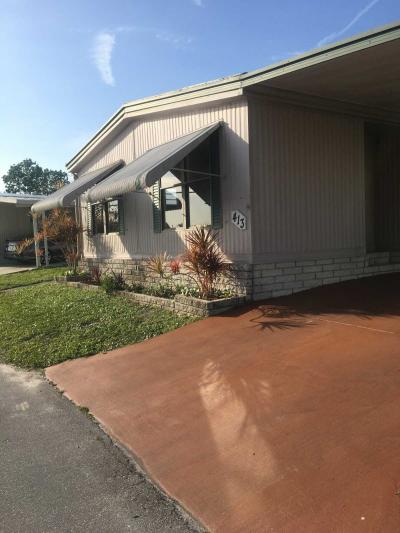 Photo 3 of 28 of home located at 413 Union St Vero Beach, FL 32966
