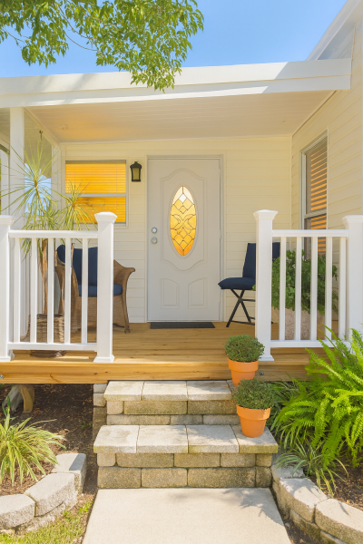 Photo 3 of 46 of home located at 9191 Bay Pines Blvd Saint Petersburg, FL 33708