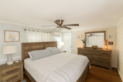 Photo 3 of 46 of home located at 9260 47th Ave. N Saint Petersburg, FL 33708