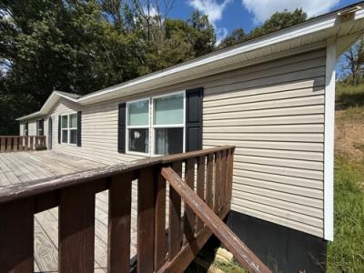 Photo 2 of 14 of home located at 279 Logan Hollow Rd Gray, KY 40734