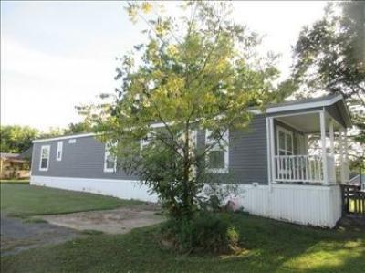 Photo 3 of 11 of home located at 3938 Oneonta Cutoff Albertville, AL 35950
