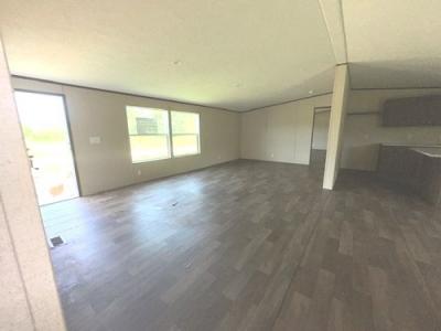 Photo 4 of 11 of home located at 485 Florence Road Hamilton, AL 35570