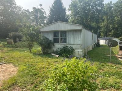 Photo 2 of 13 of home located at 329 Dawson Br Rush, KY 41168