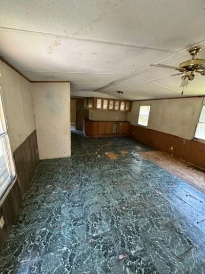 Photo 5 of 13 of home located at 329 Dawson Br Rush, KY 41168
