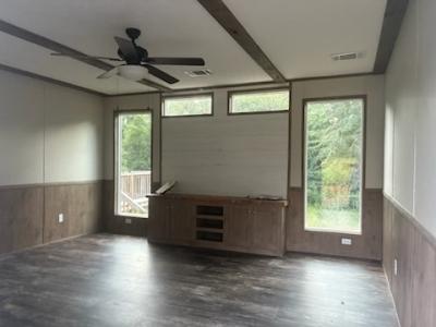 Photo 2 of 10 of home located at 25898 I-30 Frontage Rd Bryant, AR 72022