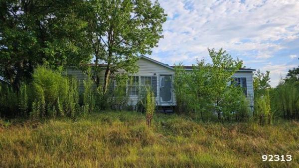 Photo 1 of 2 of home located at 204 Lucy Lane Rd Newton, MS 39345