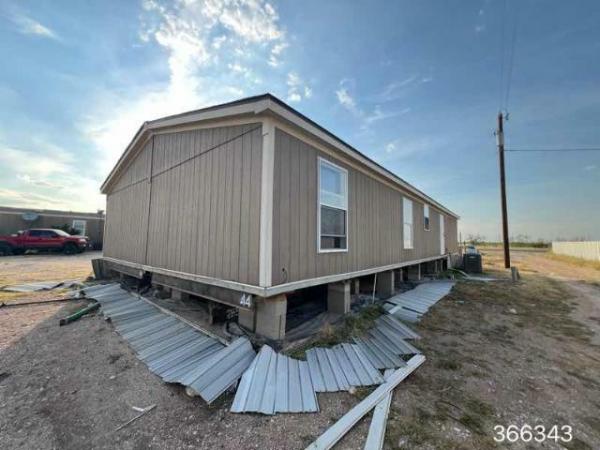 2016 OAK CREEK Mobile Home For Sale