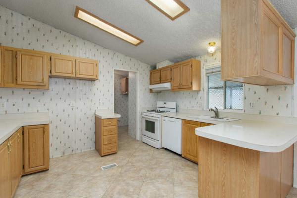 1998 Fleetwood Manufactured Home