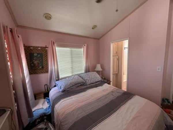 1994 Champion Manufactured Home