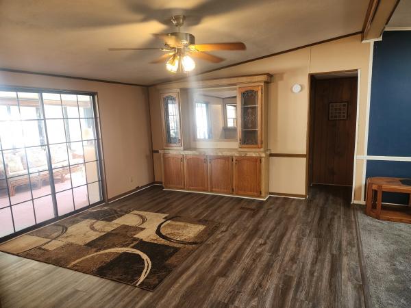 1986 Redman 112M1602 Mobile Home