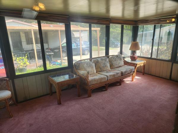 1986 Redman 112M1602 Mobile Home