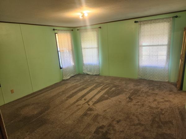 1986 Redman 112M1602 Mobile Home